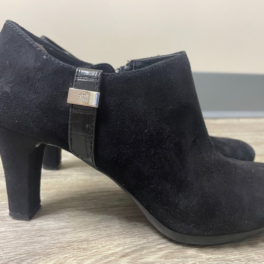 Black Anne Klein suede booties